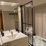 Soie Villalunoterie Futuroscope Piscine 6pers Oyre