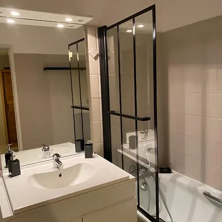 Soie Villalunoterie Futuroscope Piscine 6pers Oyre