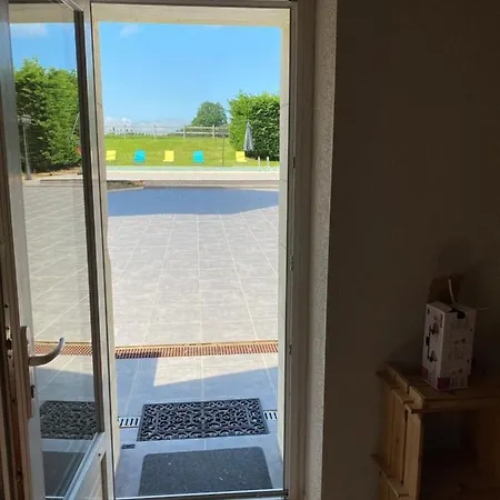 Soie Villalunoterie Futuroscope Piscine 6pers Oyre
